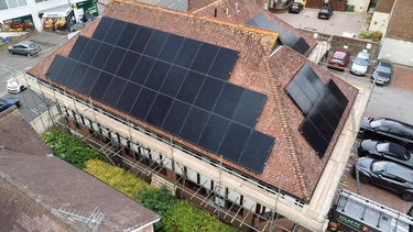 31.8kW | 475W AIKO Solar Panels | Fox 30kW Hybrid | 4 X EP11 10.36kWh batteries | PRH12 1AT
